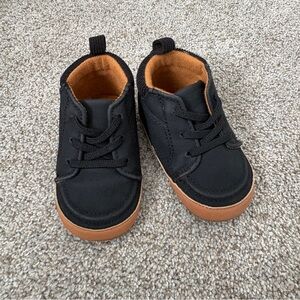 Carter's Baby Shoes Black Slide On Walker 6-9 months